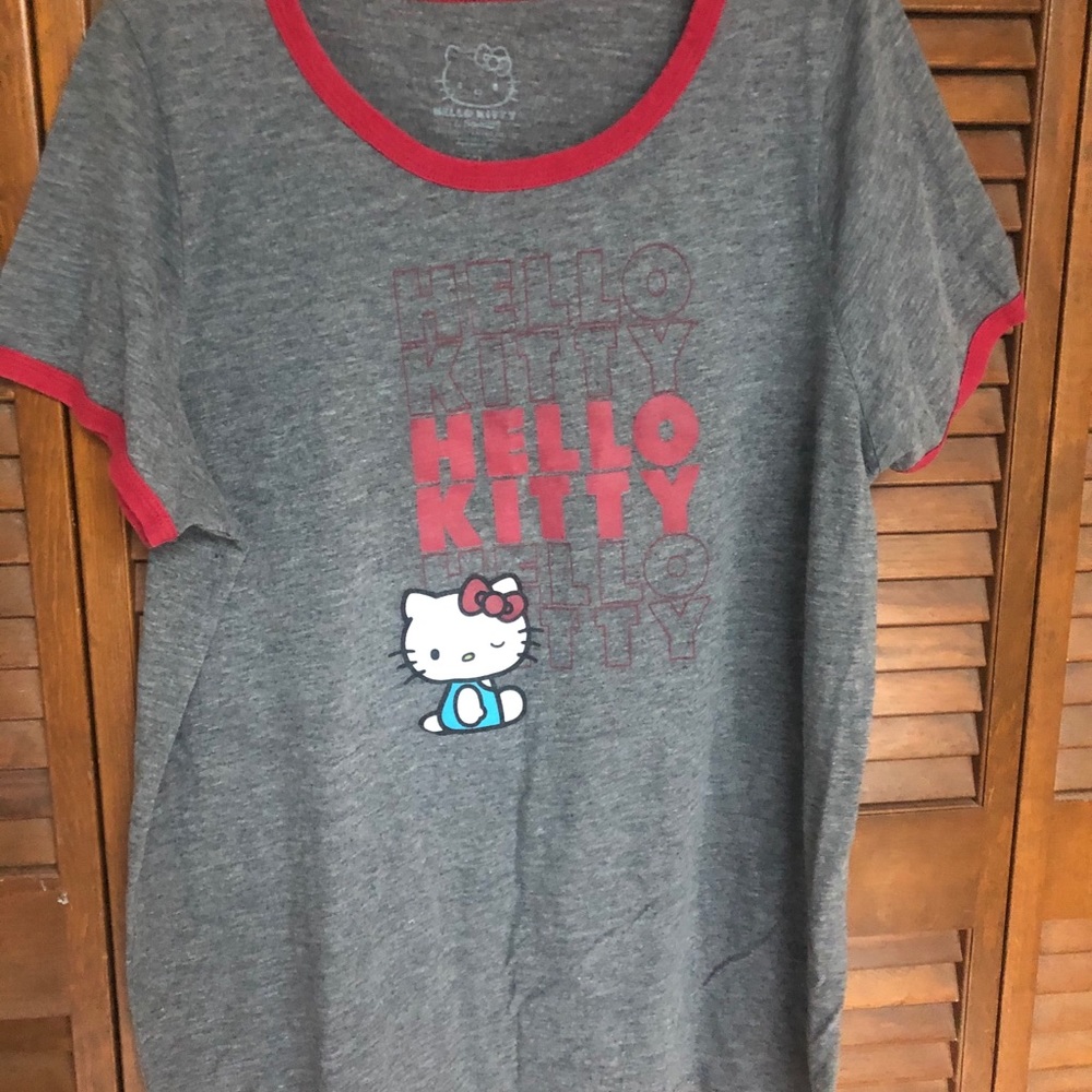 Hello kitty torrid size 2 T-shirt with red piping